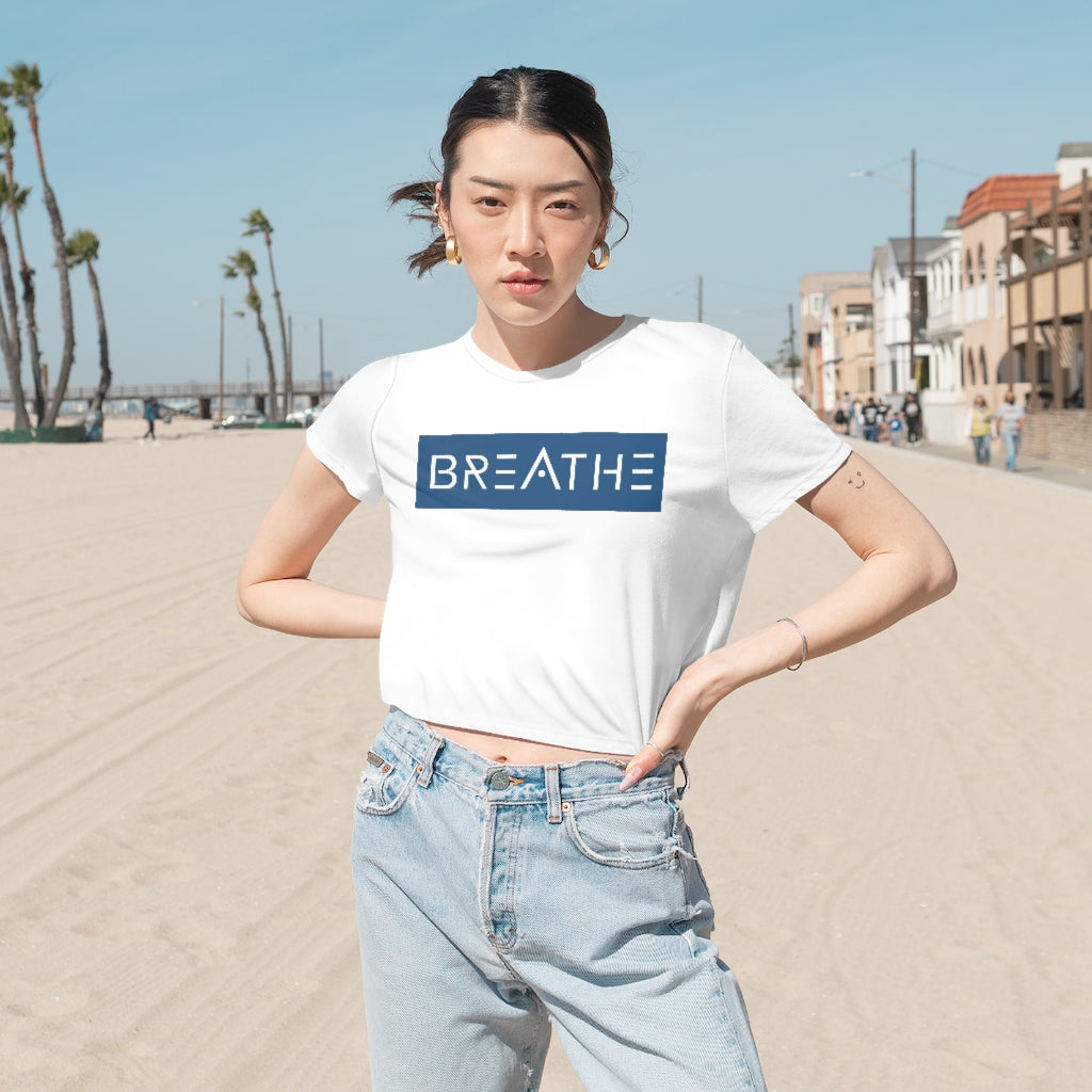 BREATHE Crop Top